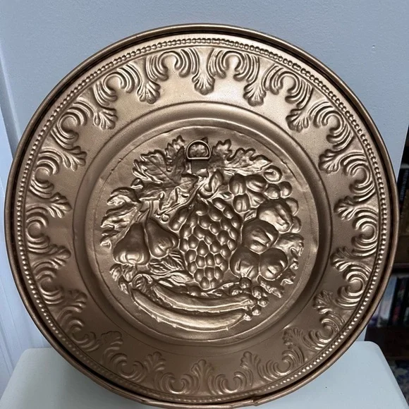 Gold Decorative Plate - Picture 3 of 3